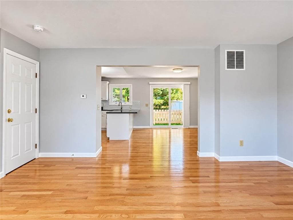 10 Bateman Avenue #C3 - Photo 5