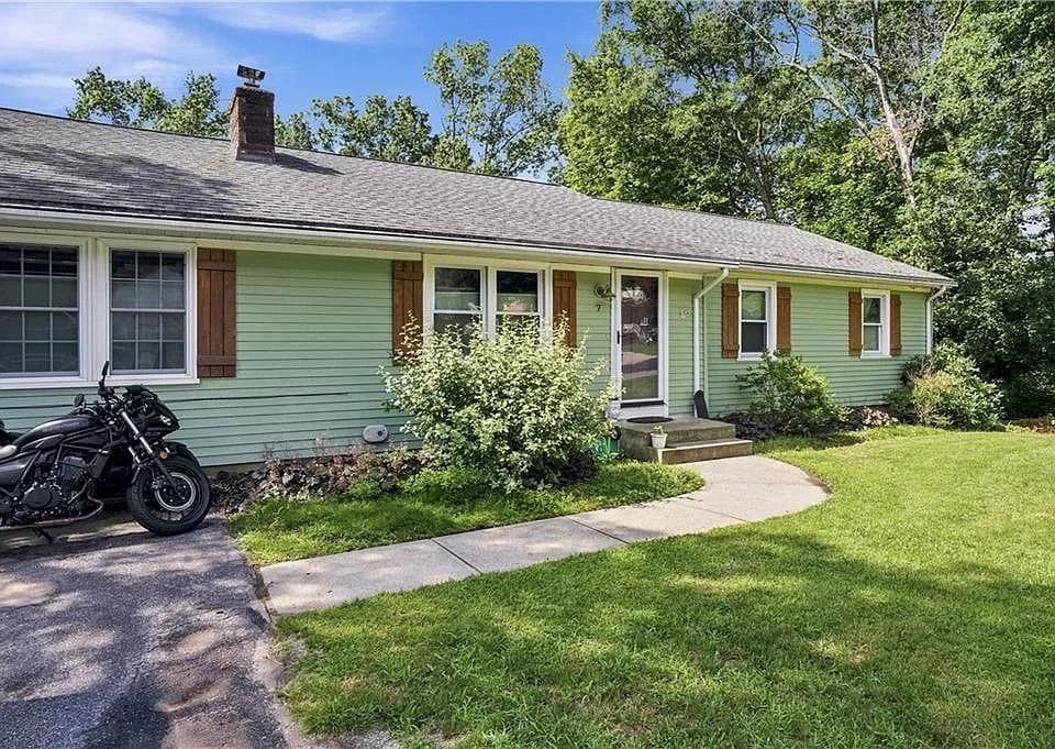 7 Byrd Avenue - Photo 4