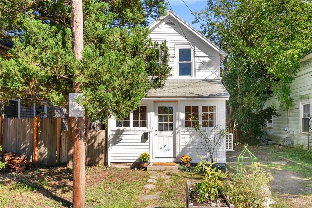 31 Blanding Avenue - Photo 2