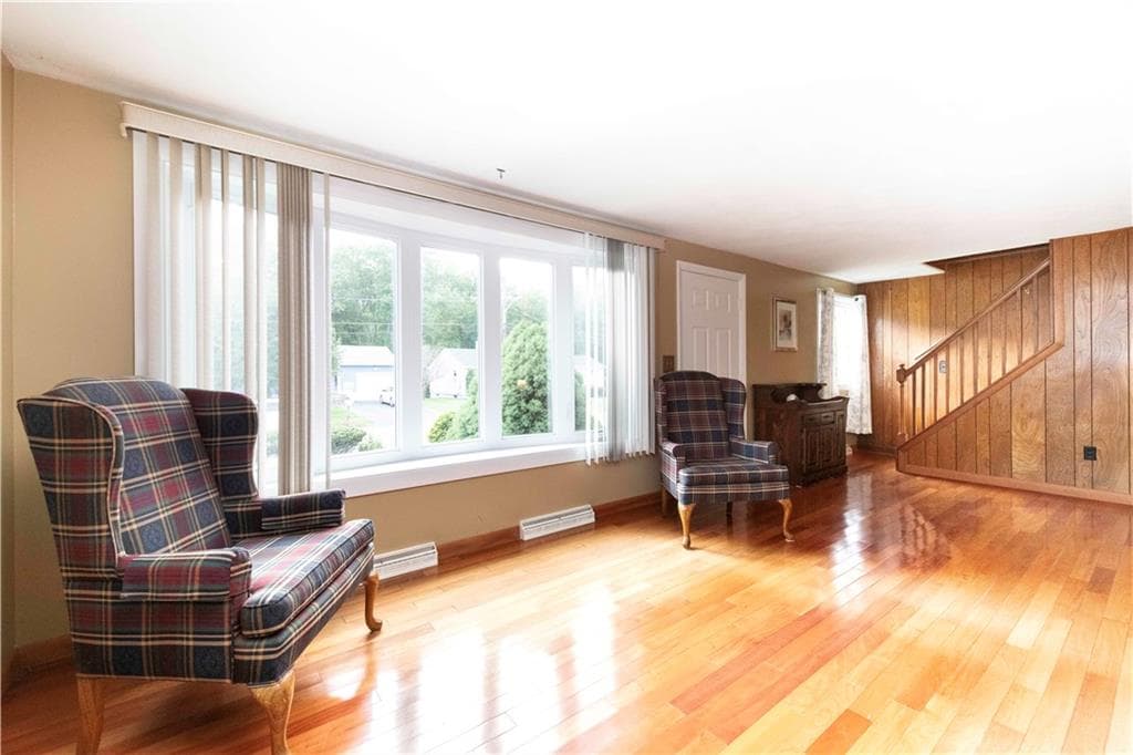 283 Harriet Lane - Photo 3