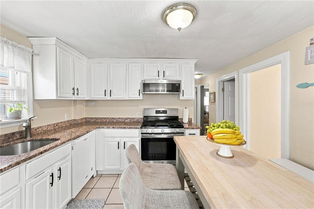 70 Overland Avenue - Photo 4