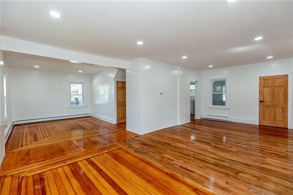 19 River Avenue - Photo 3