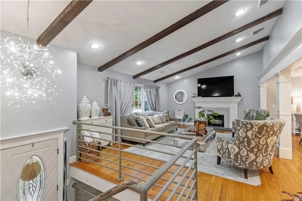 22 Gilbert Stuart Drive - Photo 4