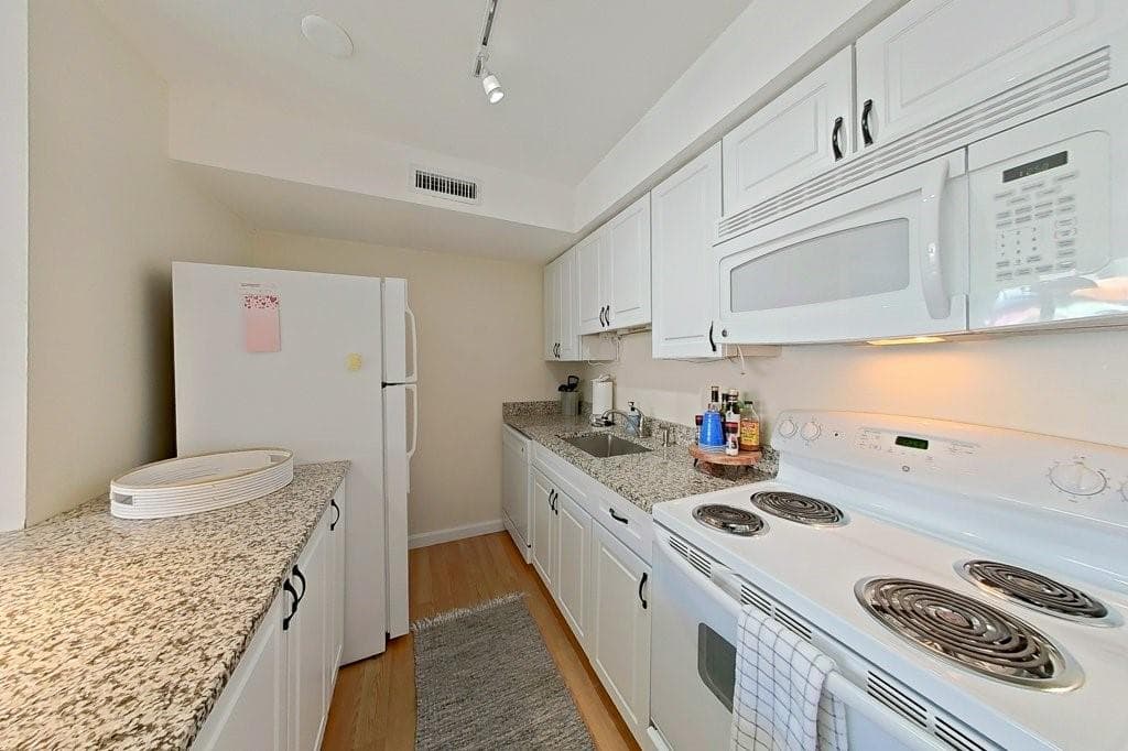 214 Goddard Row - Photo 5
