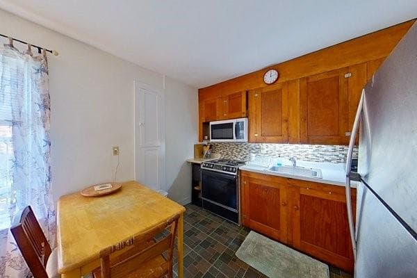 616 Thames Street #3 - Photo 5
