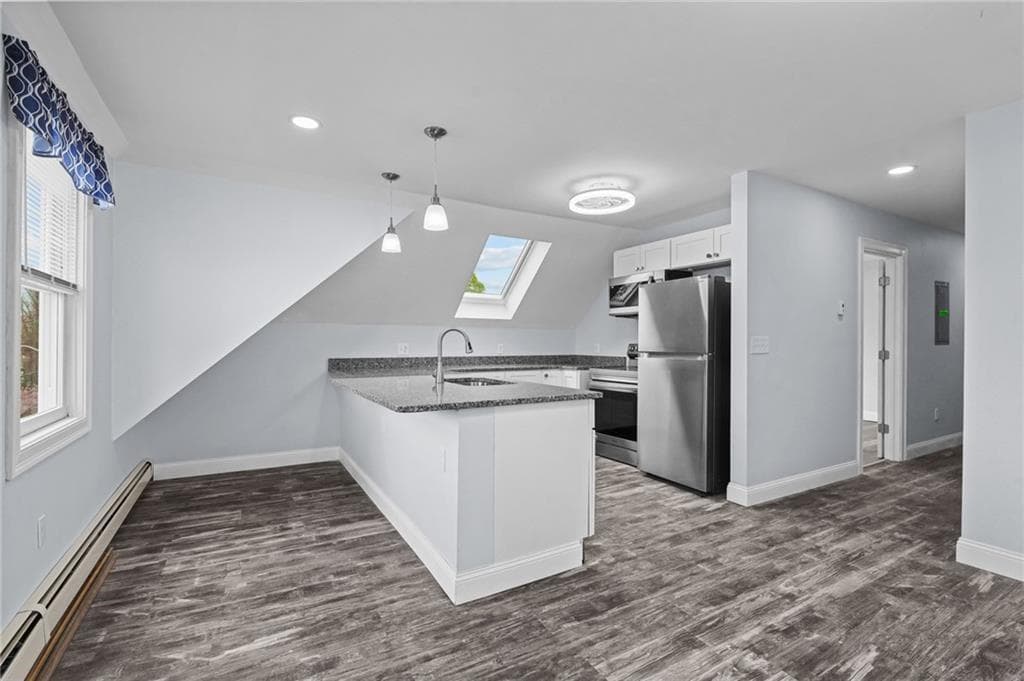 17 Selkirk Rd Road #3 - Photo 2