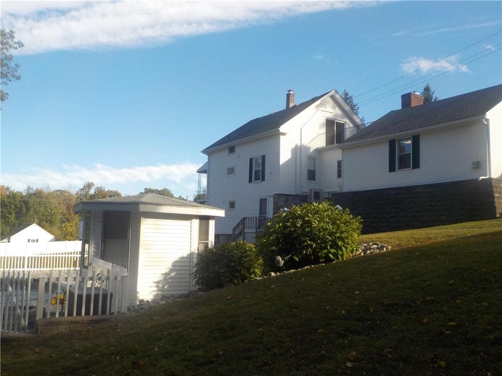 19 Old Pound Hill Road - Photo 3