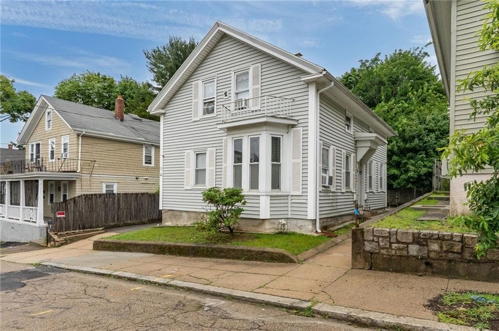 11 Eva Street - Photo 2