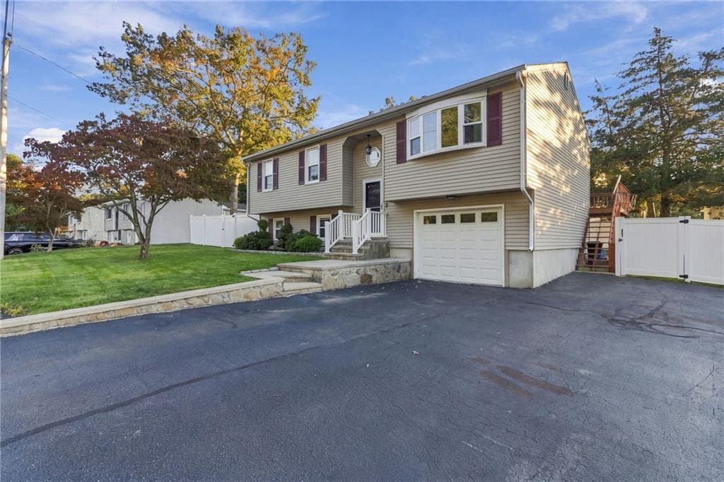 17 Brook Street - Photo 2