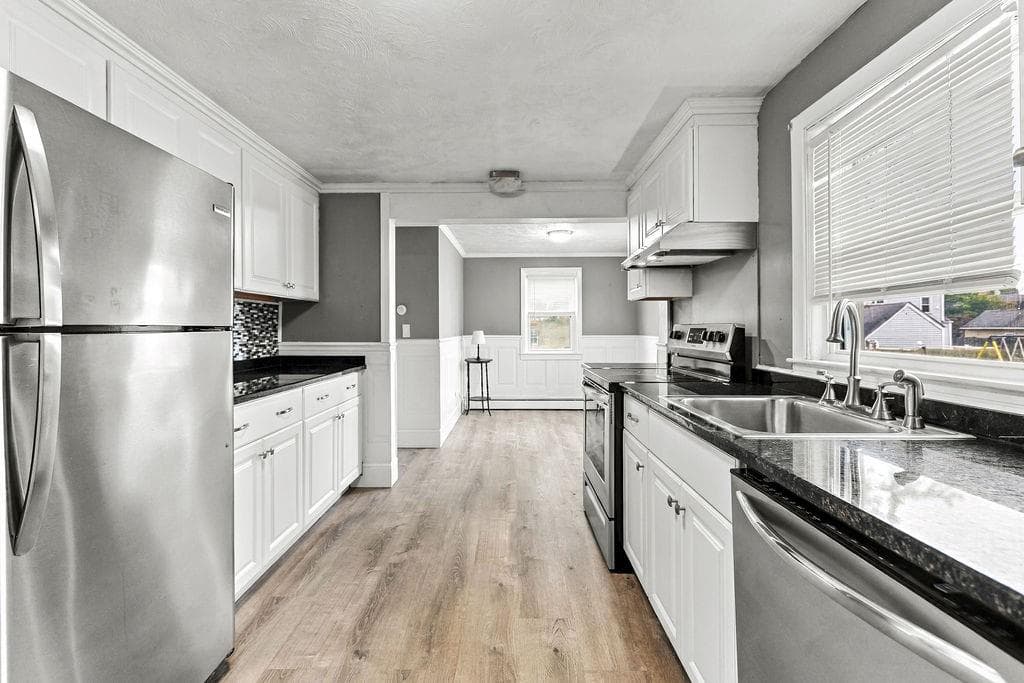 54 Royland Road - Photo 4