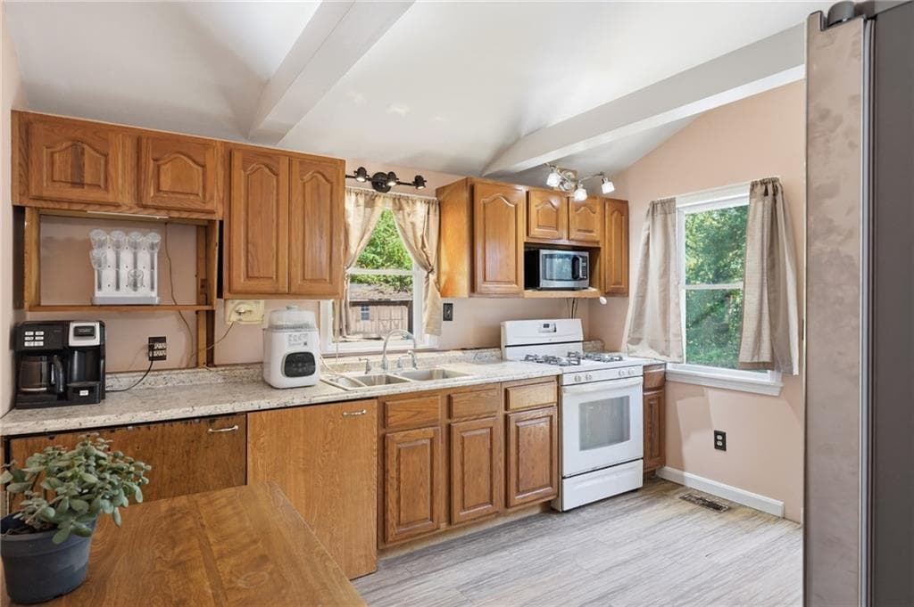 594 Victory Highway - Photo 4