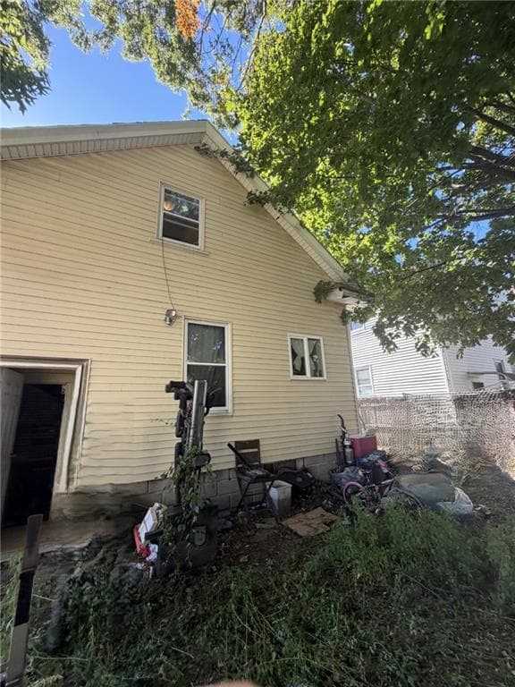 287 Sayles Street - Photo 5