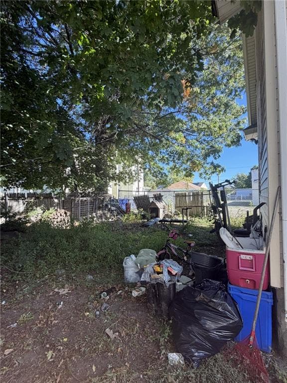 287 Sayles Street - Photo 4