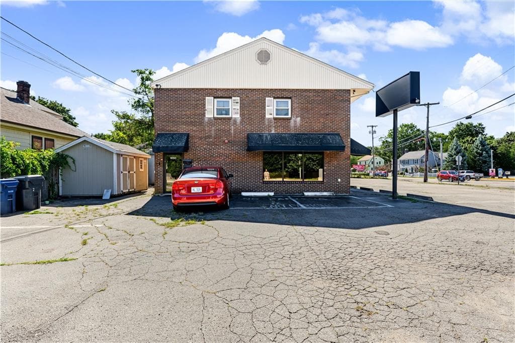 1690 West Shore Road - Photo 4