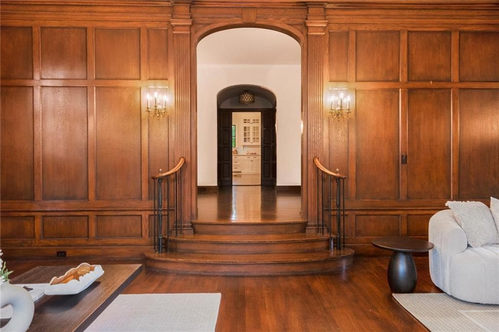 330 Freeman Parkway - Photo 3