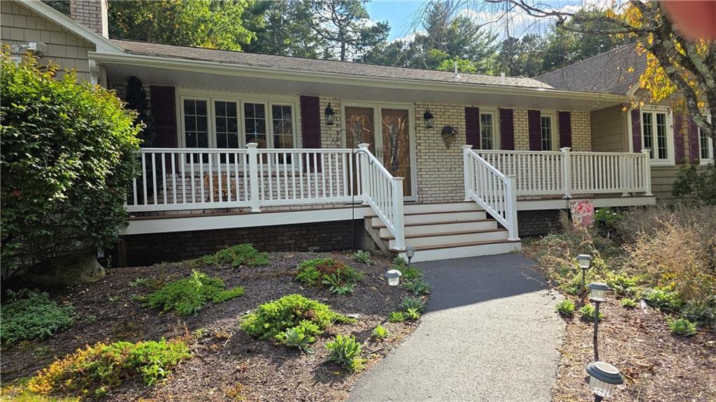42 Pine Tree Lane - Photo 2