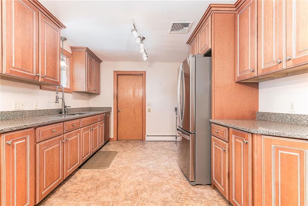 91 Torrington Drive - Photo 3