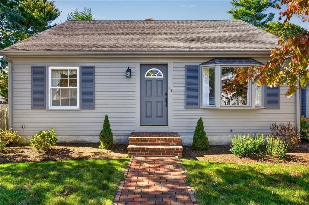 68 Harman Avenue