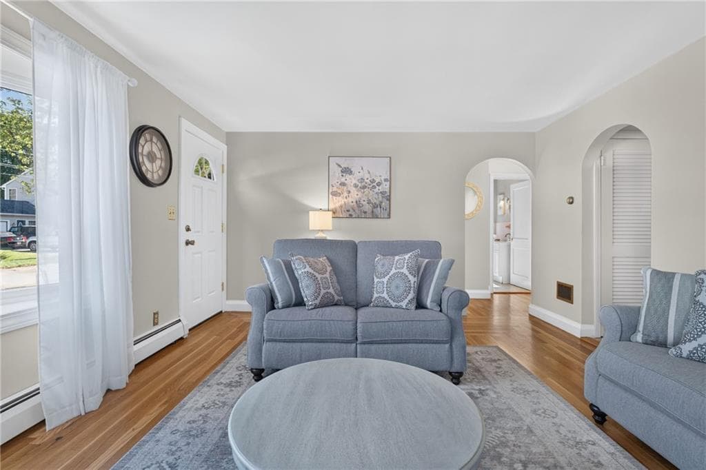 68 Harman Avenue - Photo 4