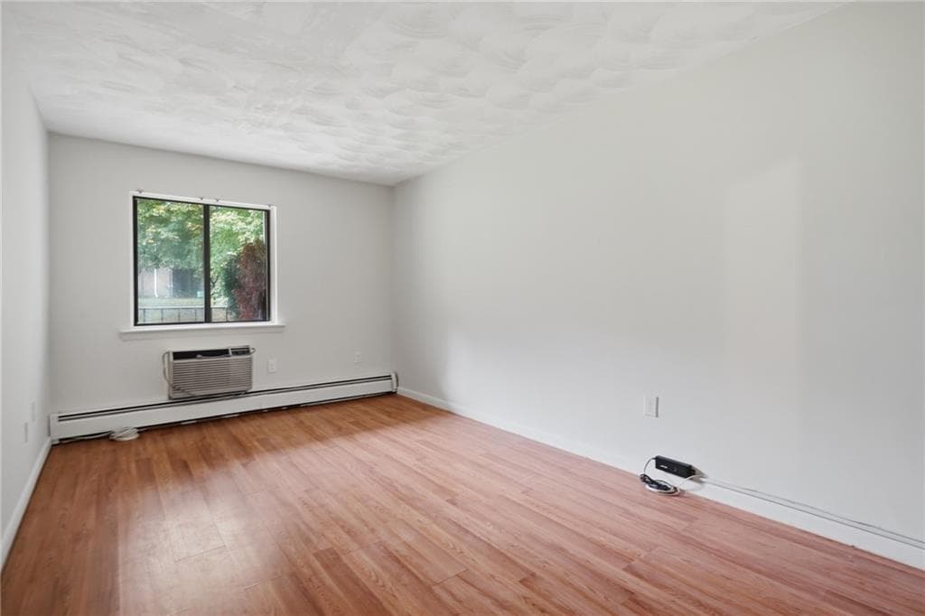 752 Quaker Lane #B207 - Photo 5