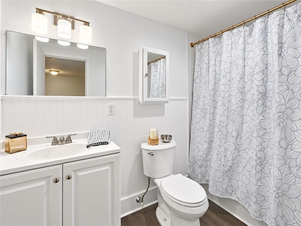 752 Quaker Lane #B207 - Photo 4