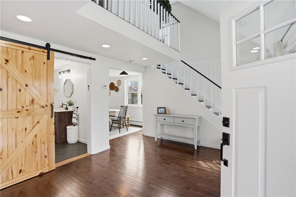 8 Emery Road - Photo 5
