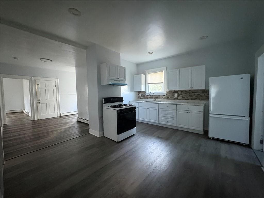 31 Hawthorne Street - Photo 4
