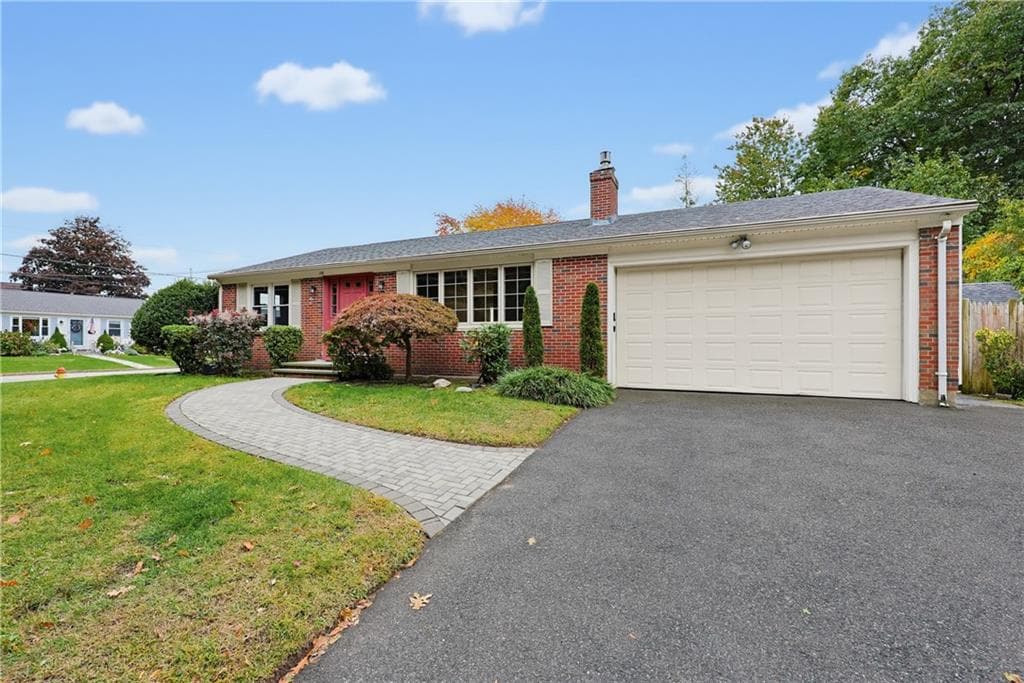 161 Rounds Avenue - Photo 2
