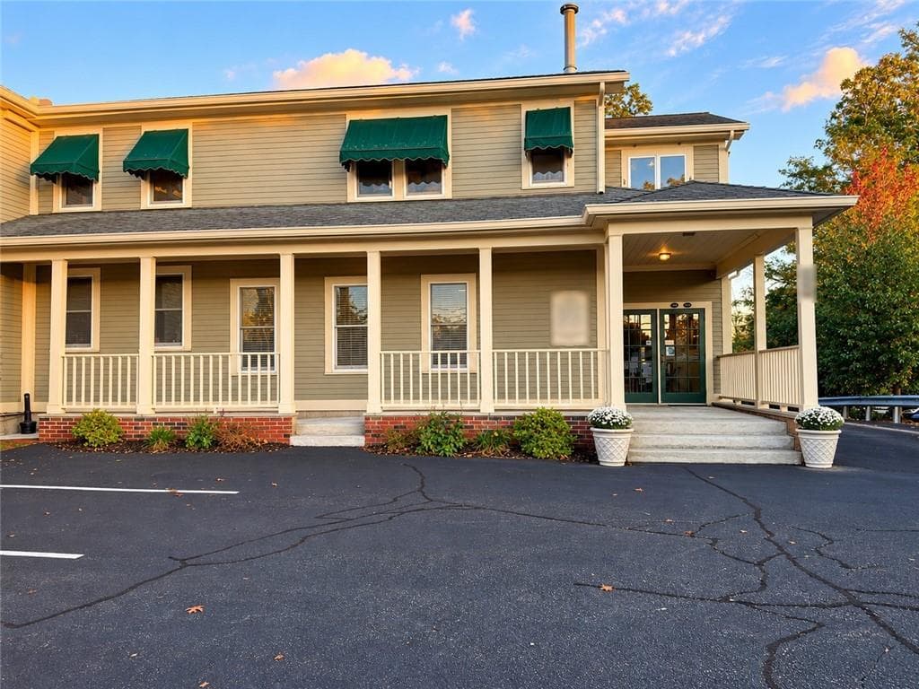 936 Reservoir Avenue - Photo 2