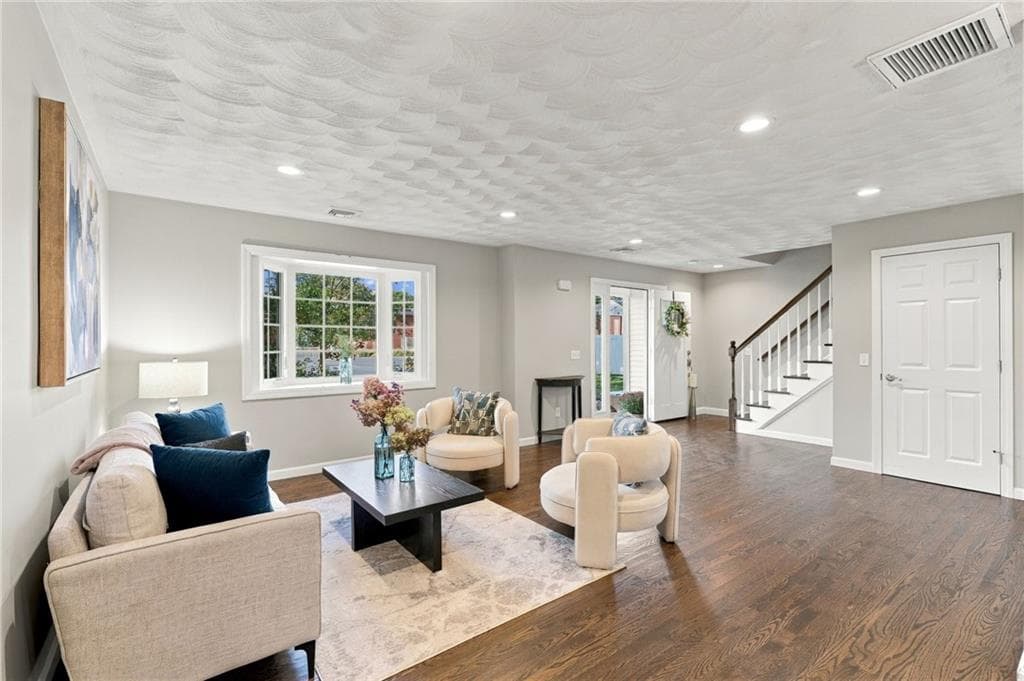 16 Hart Avenue - Photo 3