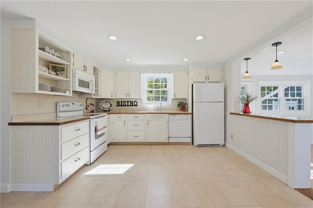 150 Betsey Williams Drive - Photo 3