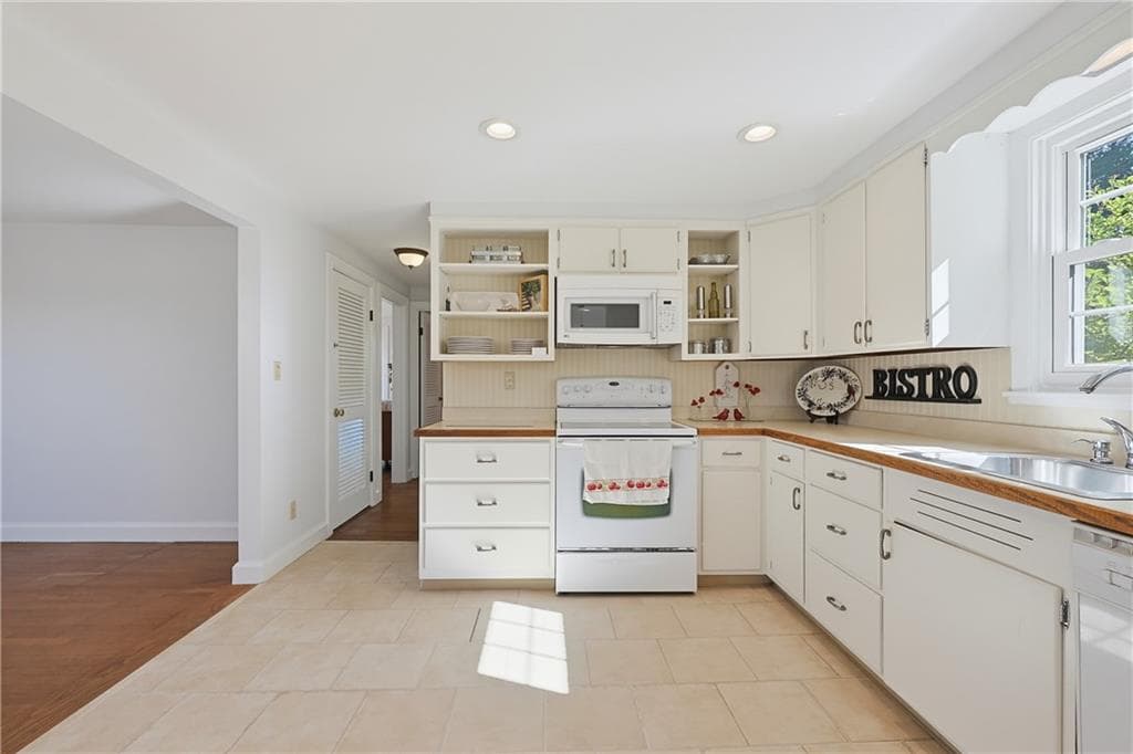 150 Betsey Williams Drive - Photo 5