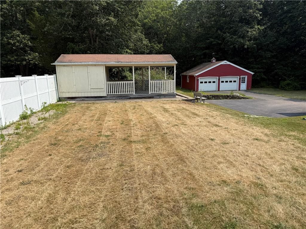 115 Winnapaug Road - Photo 2