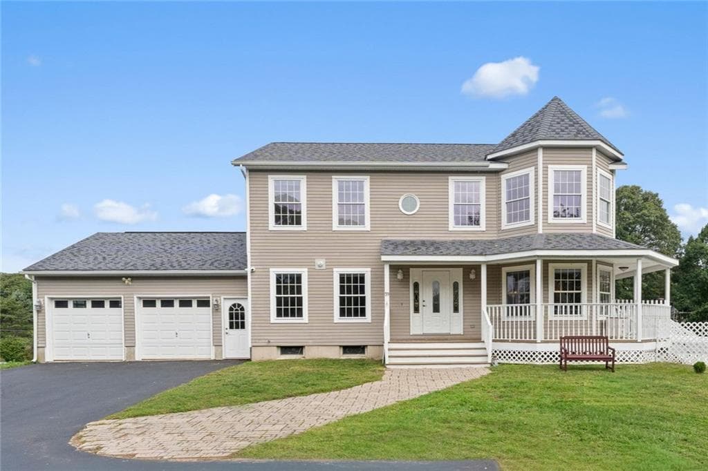 39 Moonlight Drive