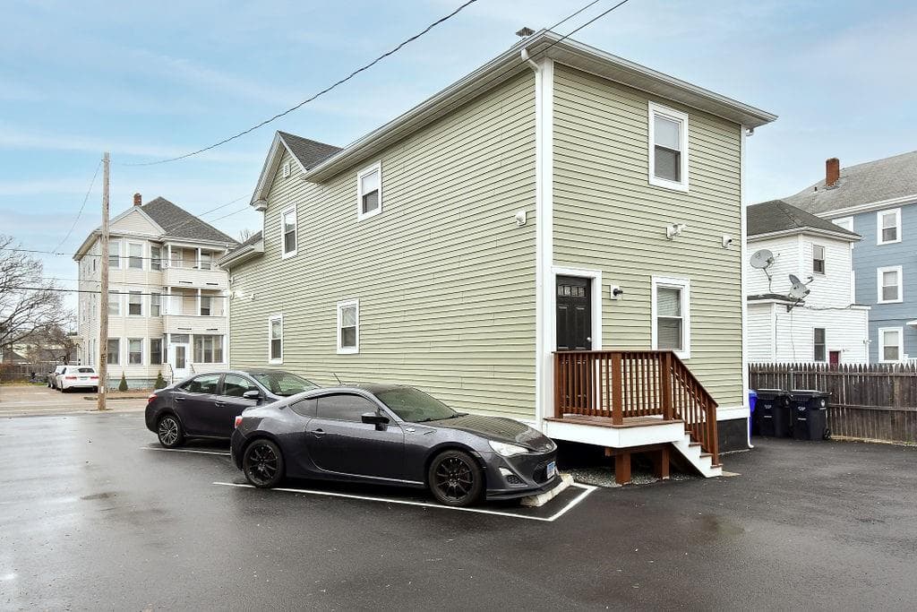 39 Benefit Street - Photo 4