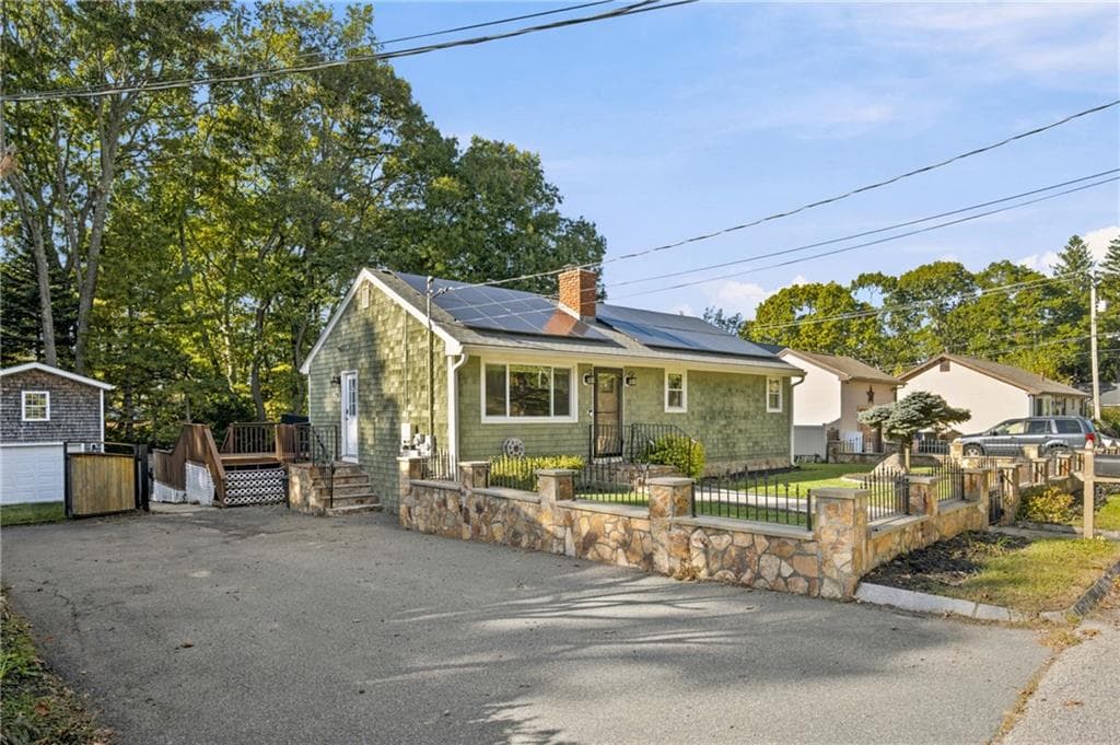 29 Reservoir Street - Photo 2
