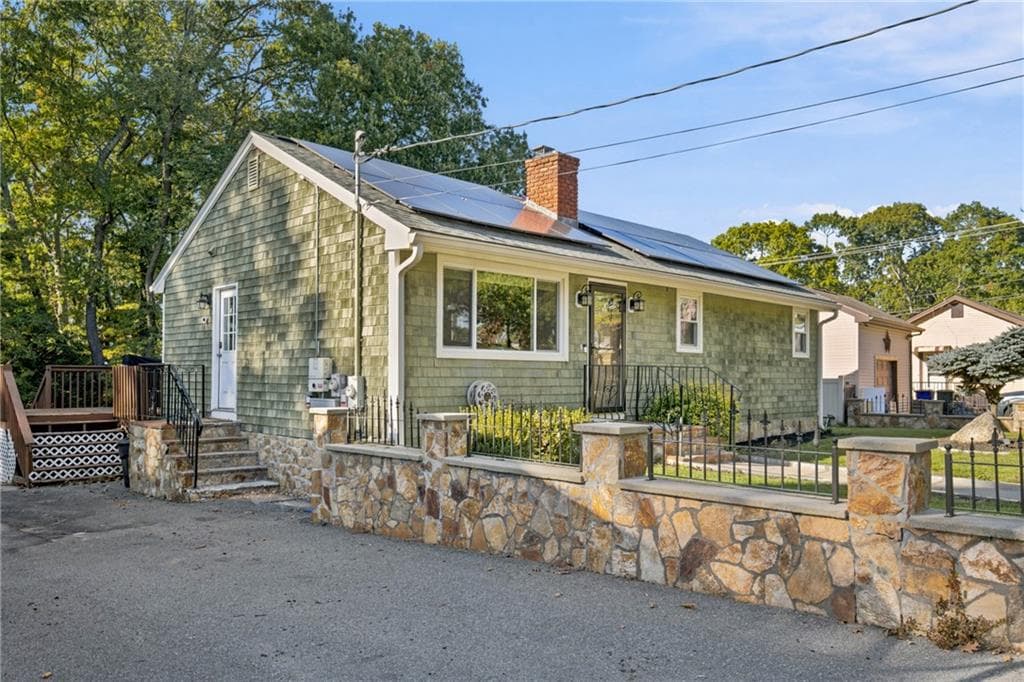 29 Reservoir Street - Photo 1