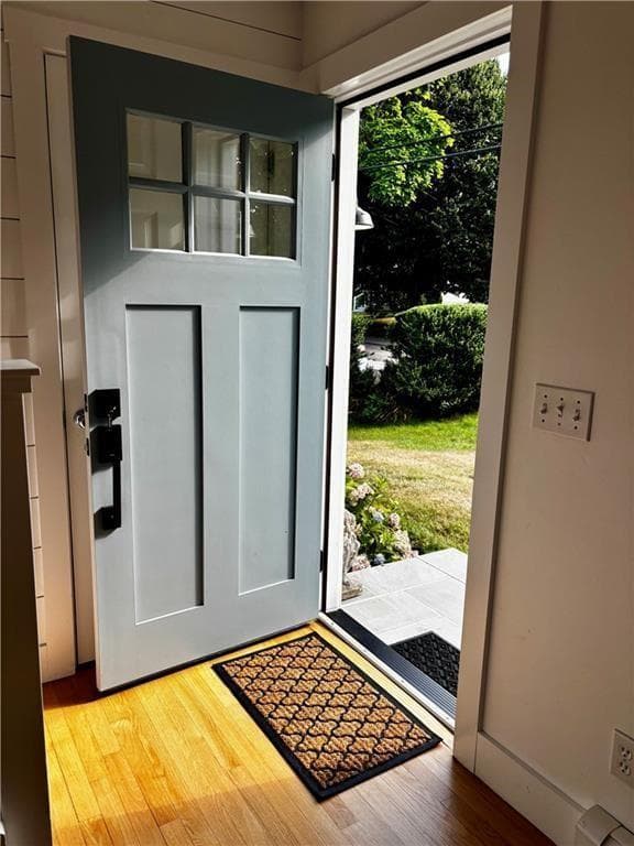 433 Wolcott Avenue - Photo 3