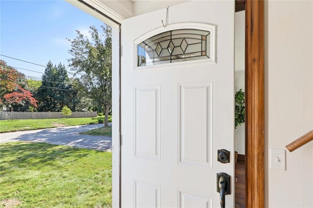 18 Townsend Street - Photo 2