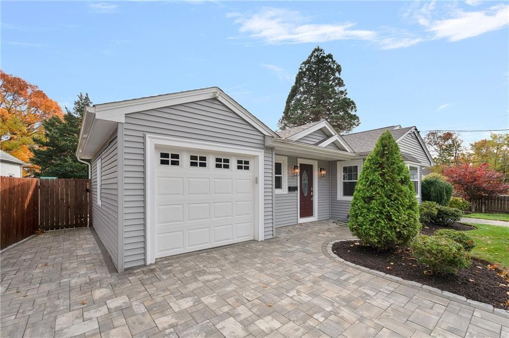 22 Celestia Avenue - Photo 3
