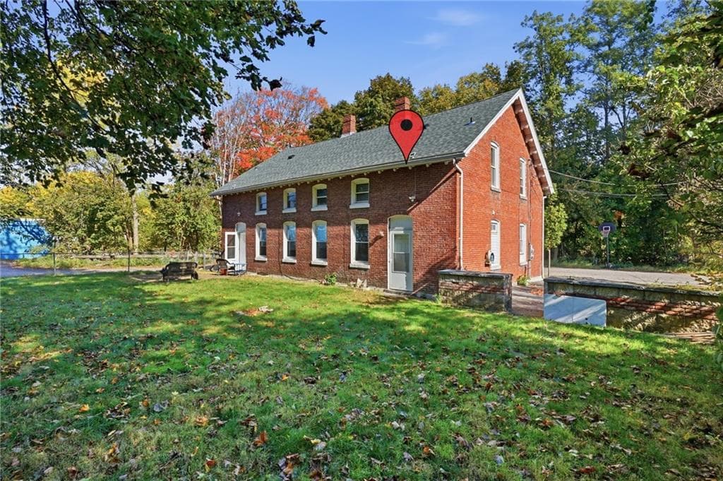 24 Lawrence Street - Photo 4