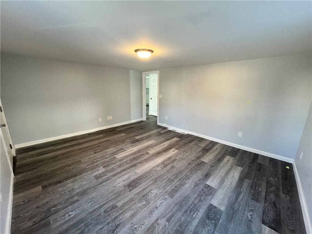 22 Agnes Street #1 - Photo 4