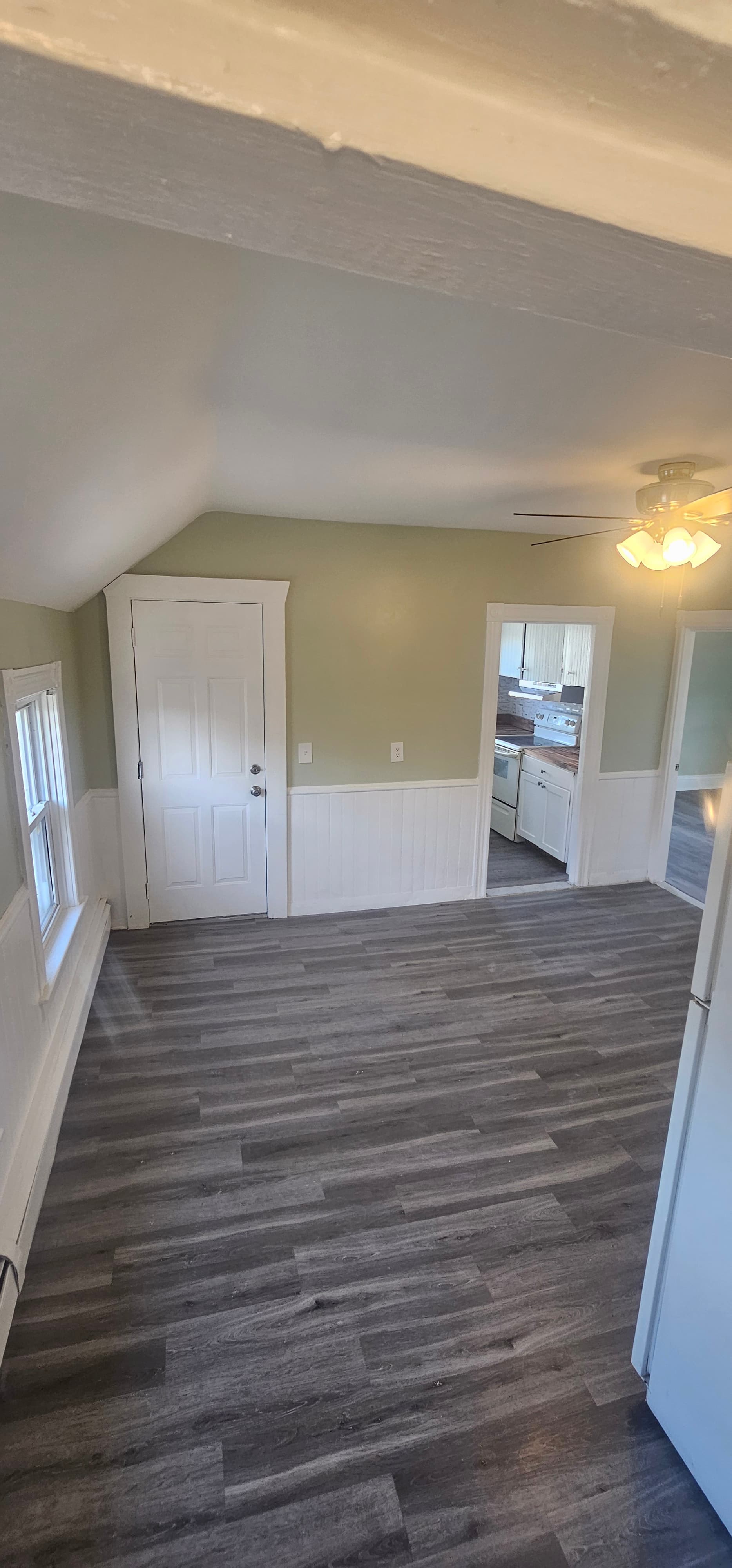 844 Lonsdale Ave #3 - Photo 4
