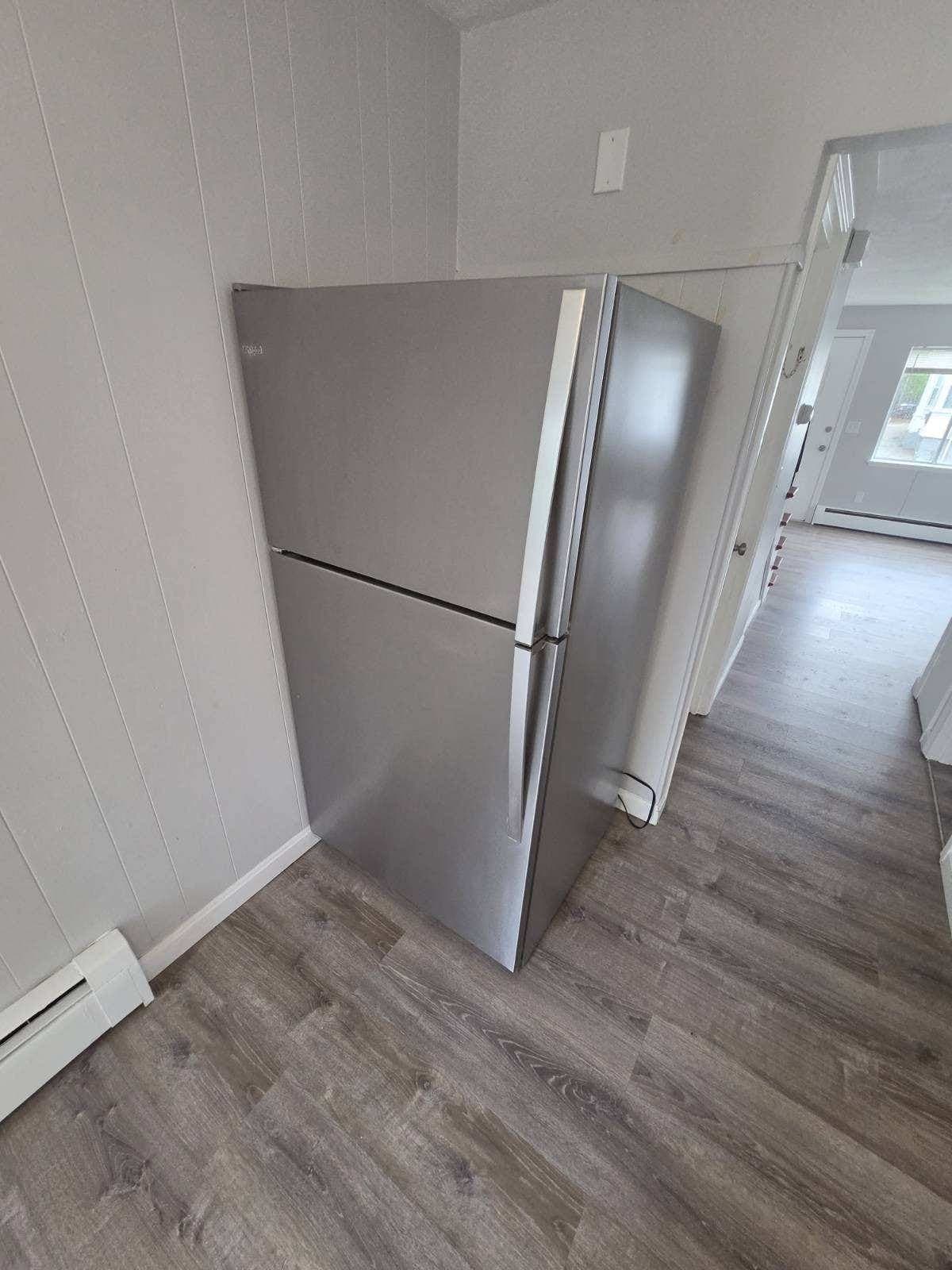 15 Barrows St #A - Photo 2