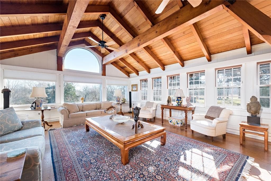 2424 Tower Hill Road - Photo 2