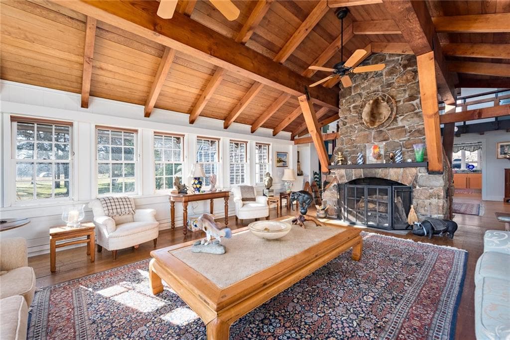 2424 Tower Hill Road - Photo 3