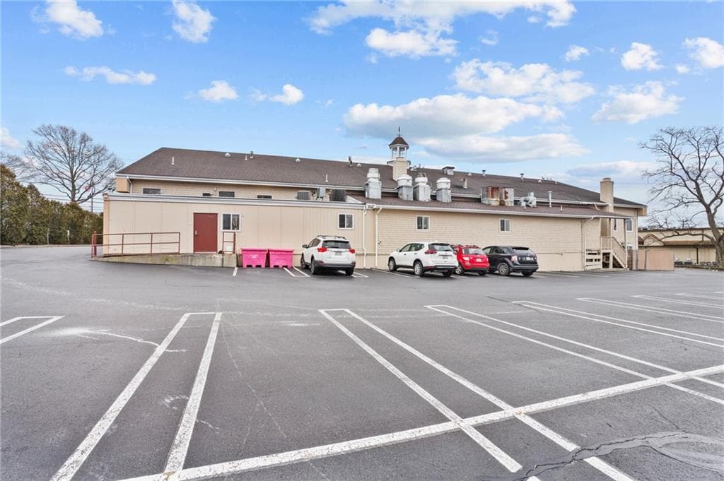 383 Metacom Avenue - Photo 3