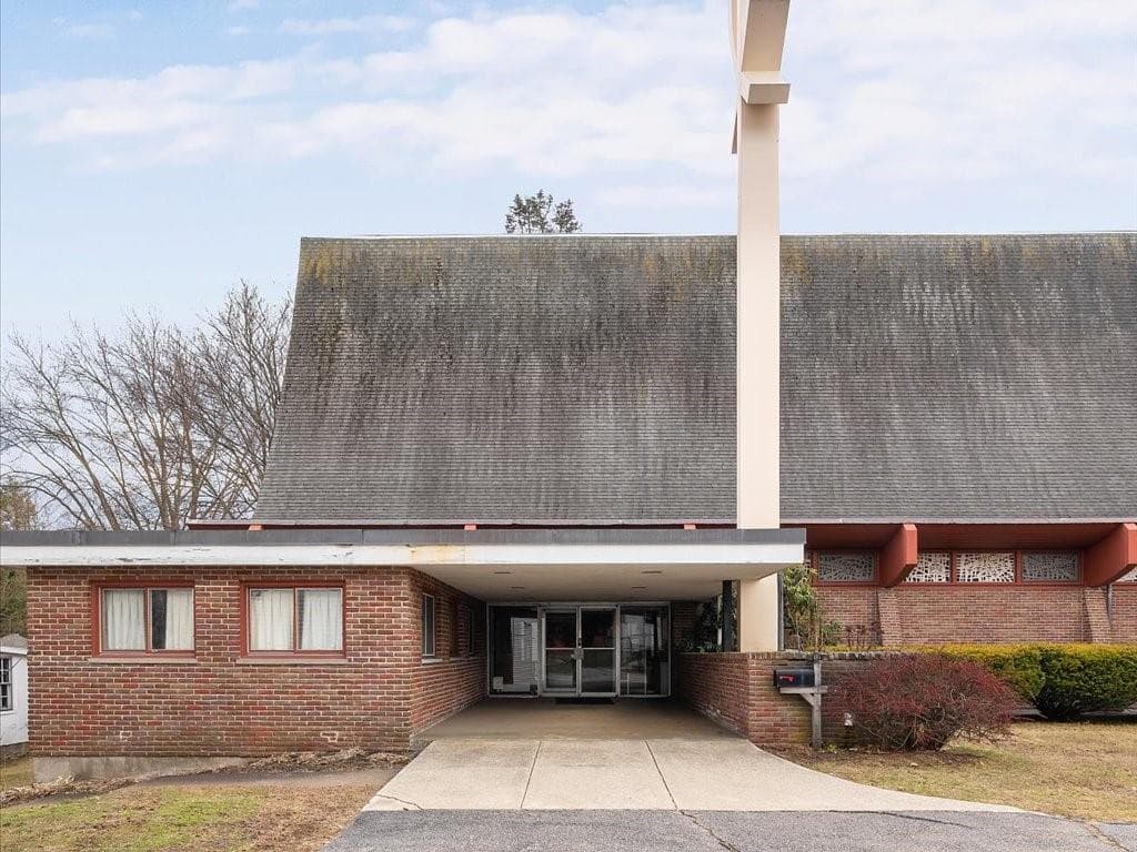 871 Harris Avenue - Photo 3