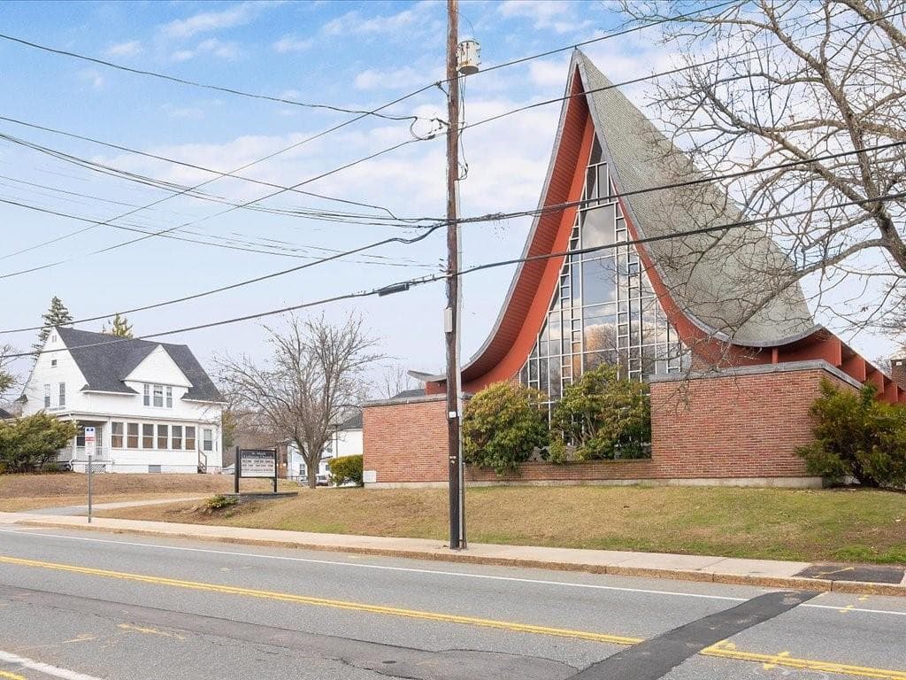 871 Harris Avenue - Photo 1