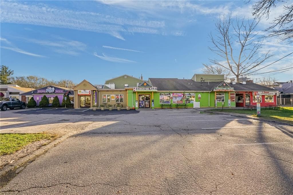 100 Fortin Street - Photo 3